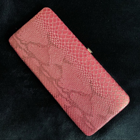 Jewelry - Pink Snake Skin Jewelry Case Brand NEW
